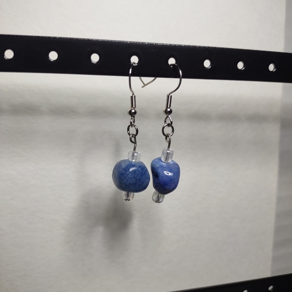 Winter Blue  Quartz Earrings - Picture 4 of 9
